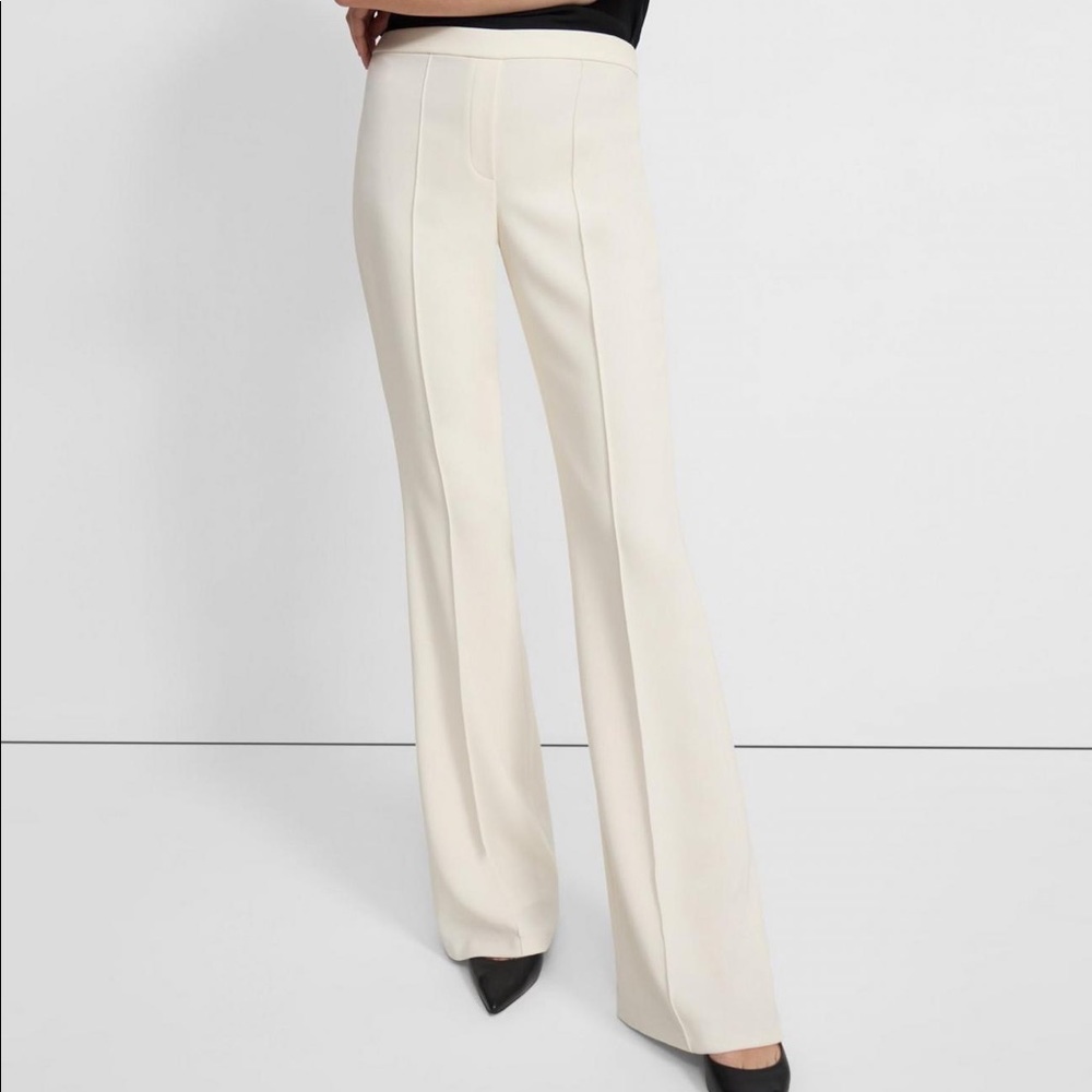 NWT Demitria Pull-On Pant